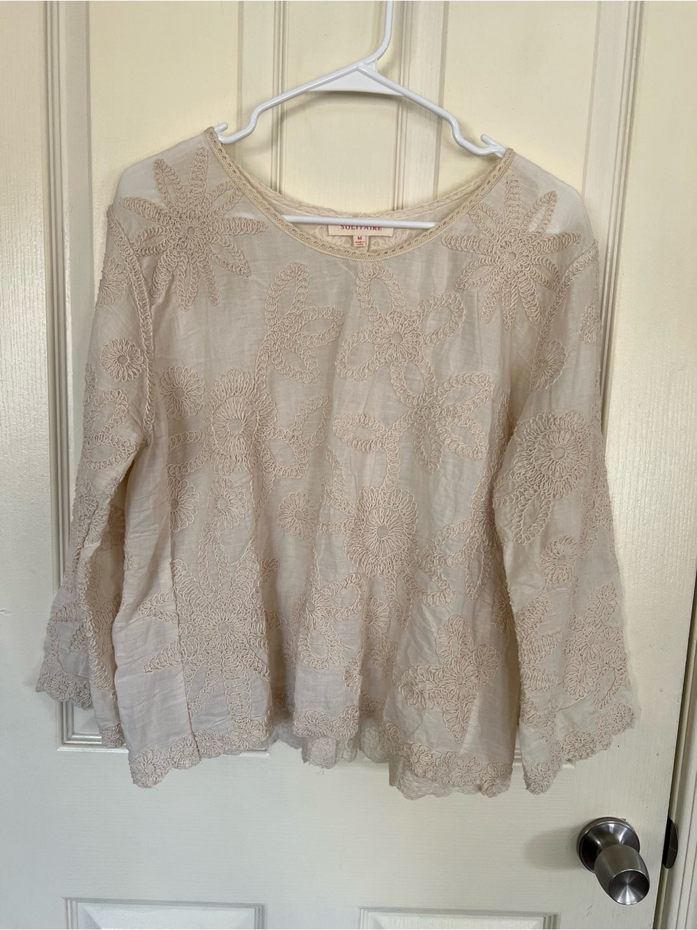 Solitaire Boho Floral Embroidered Bell Sleeve Blouse Cream M